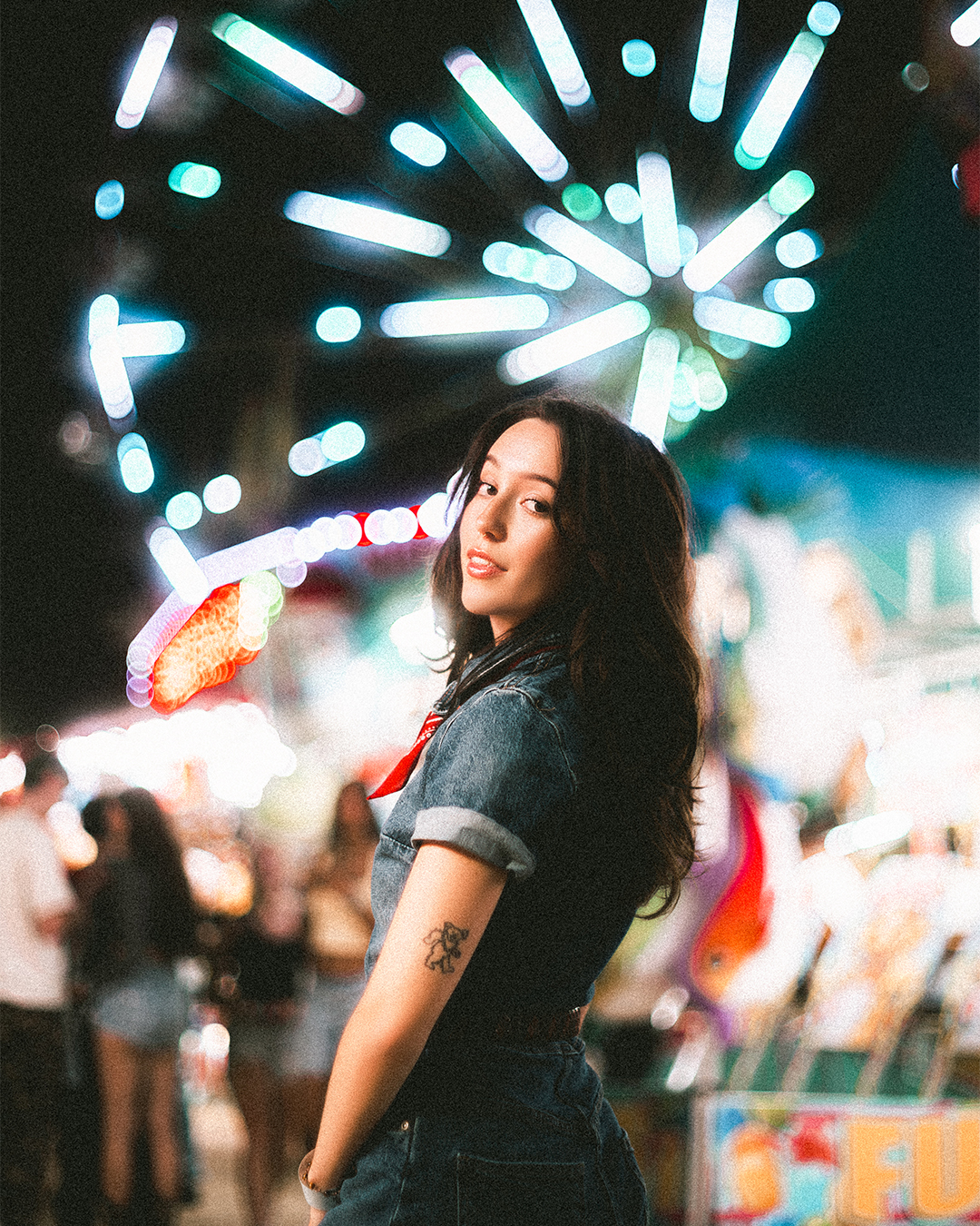 Festive Nostalgia: Cinematic Portraits at Clark County Fair — photograph 1 of 20